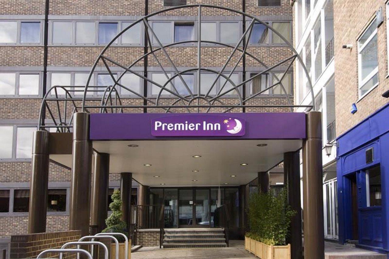 Premier Inn ברנטווד מראה חיצוני תמונה