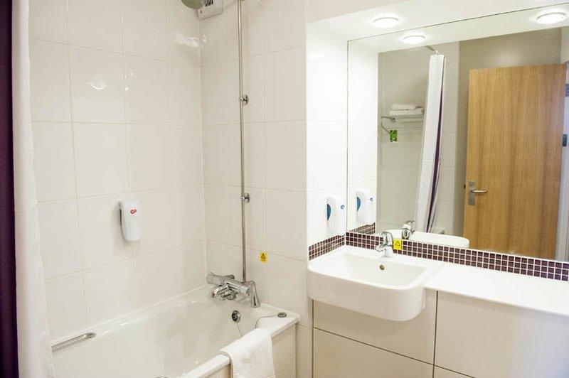 Premier Inn ברנטווד מראה חיצוני תמונה