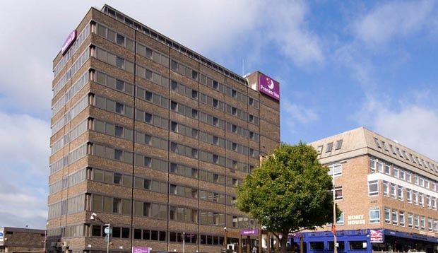 Premier Inn ברנטווד מראה חיצוני תמונה
